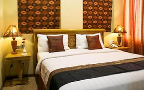 Amos Cozy Hotel
